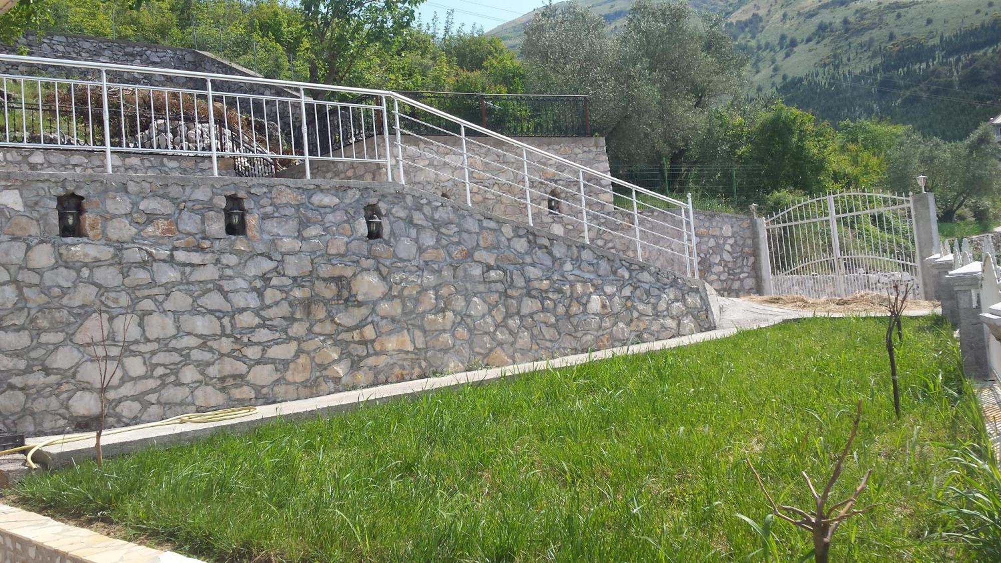 Hyka Stone House Shkoder Bed & Breakfast Екстериор снимка