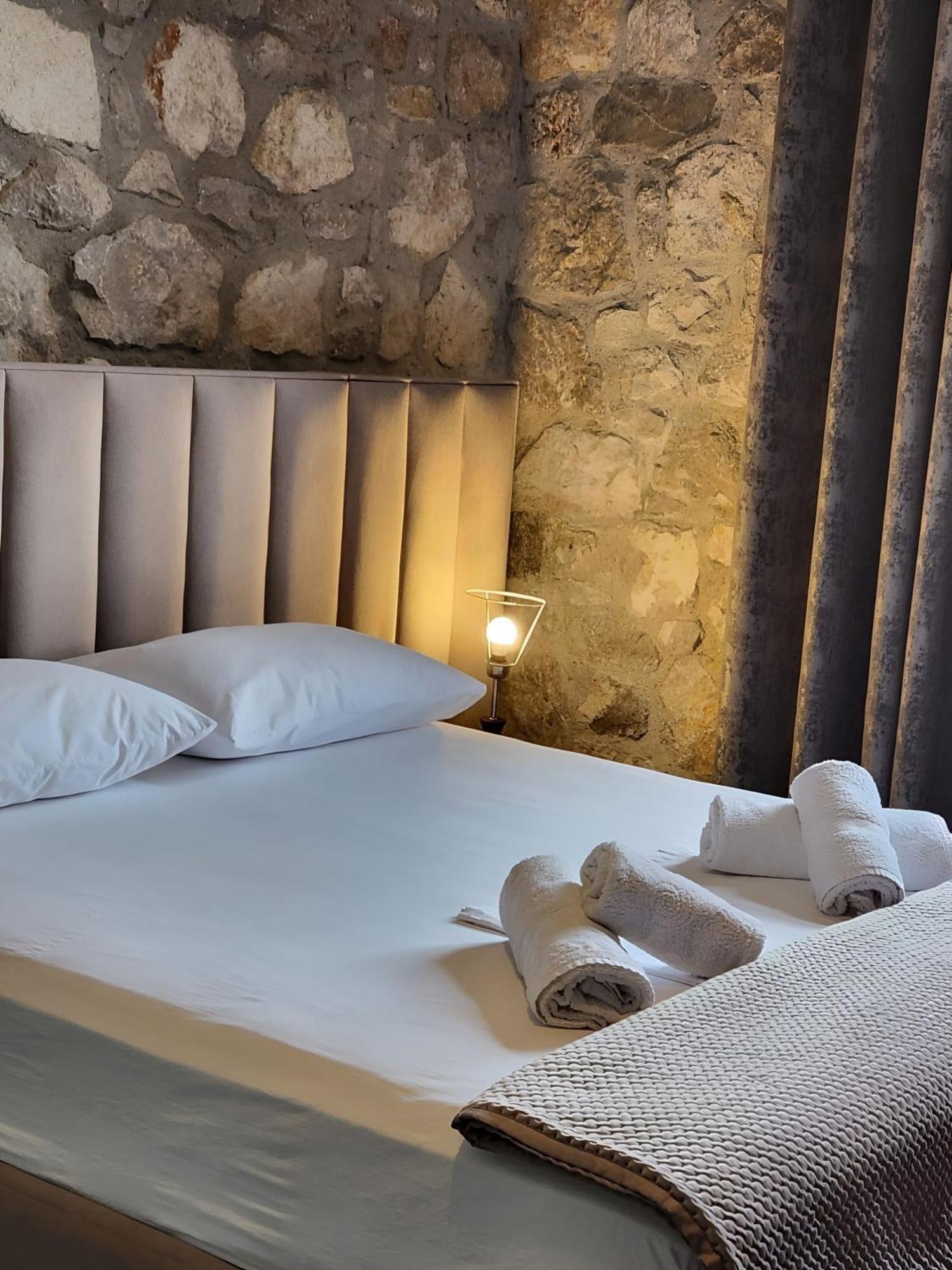 Hyka Stone House Shkoder Bed & Breakfast Екстериор снимка